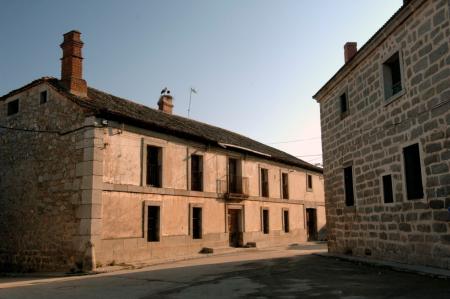 casa solariega al lado del convento-2