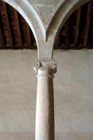 detalle de arco en la ermita  de la Vera Cruz