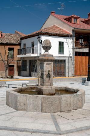 fuente plaza de los caños